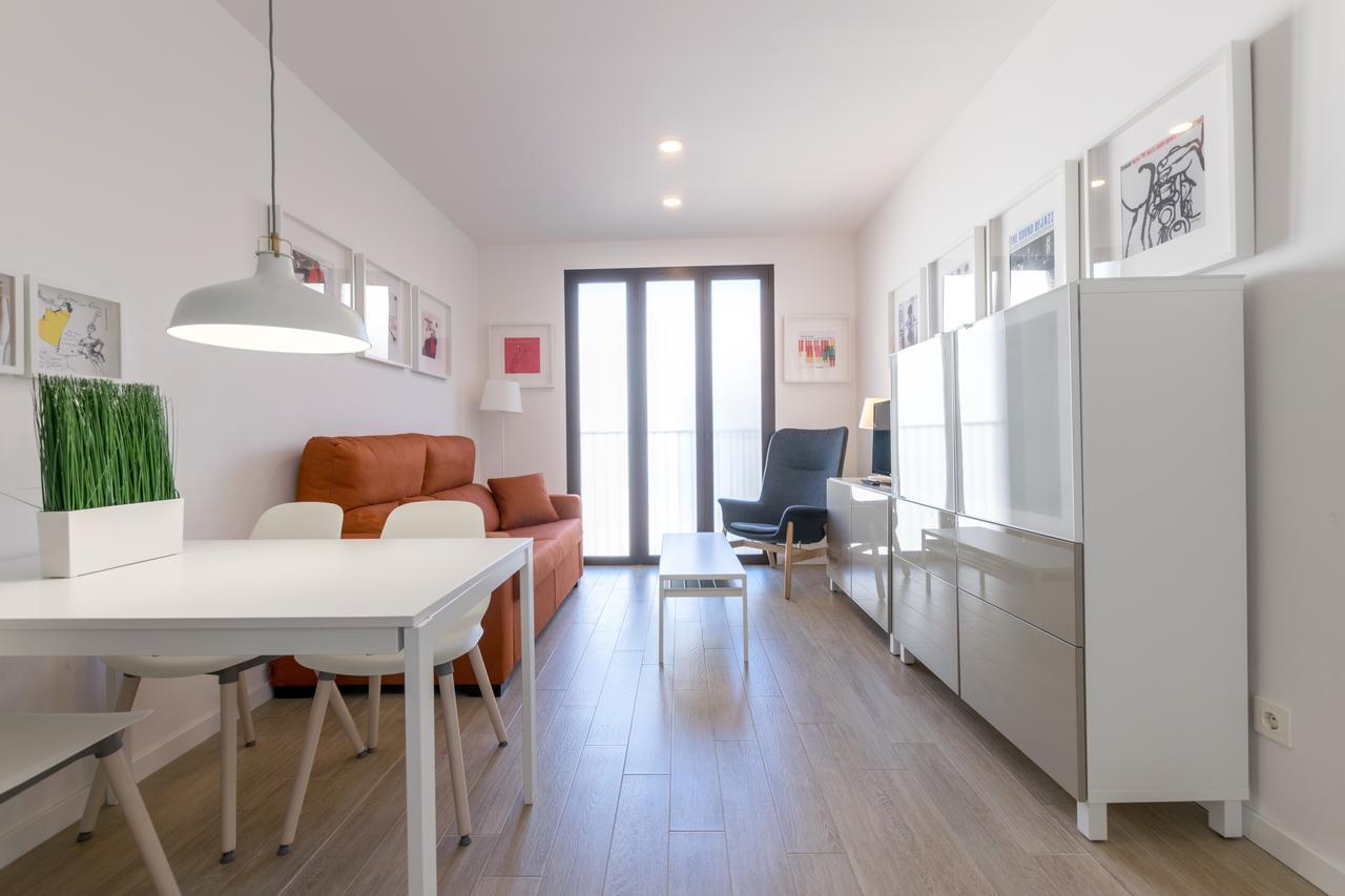 Apartments Madrina 瓦伦西亚 外观 照片