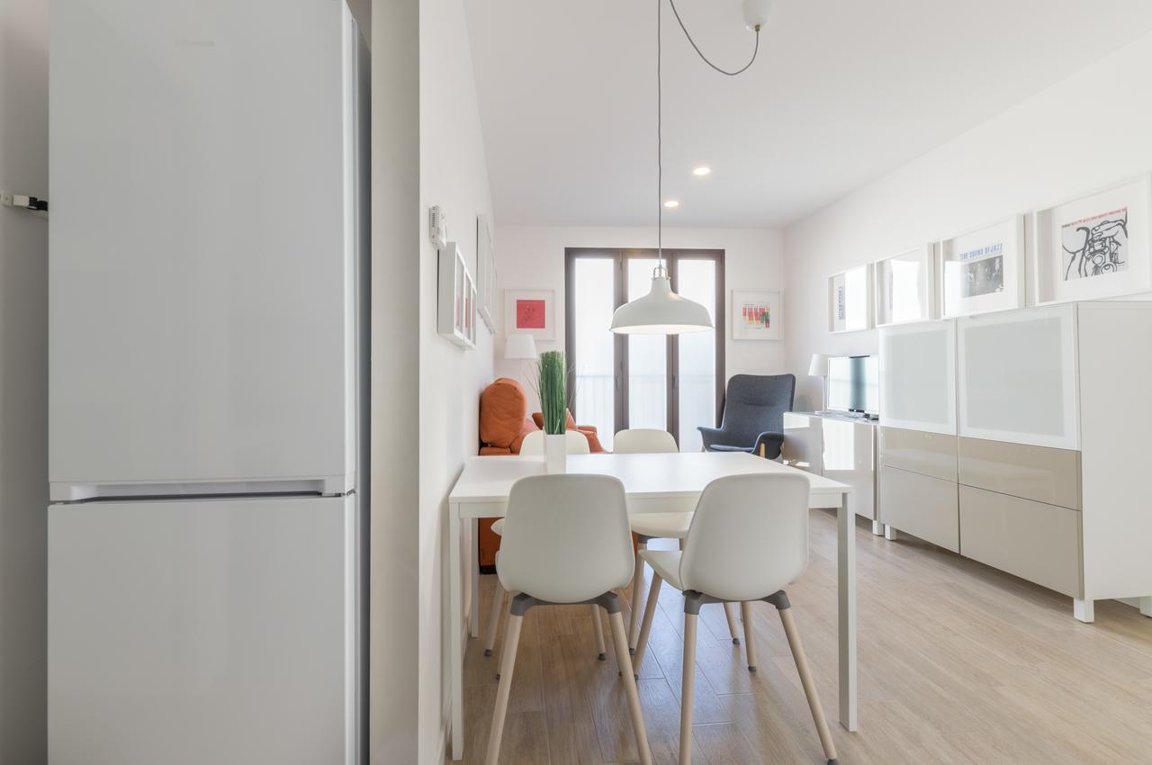 Apartments Madrina 瓦伦西亚 外观 照片