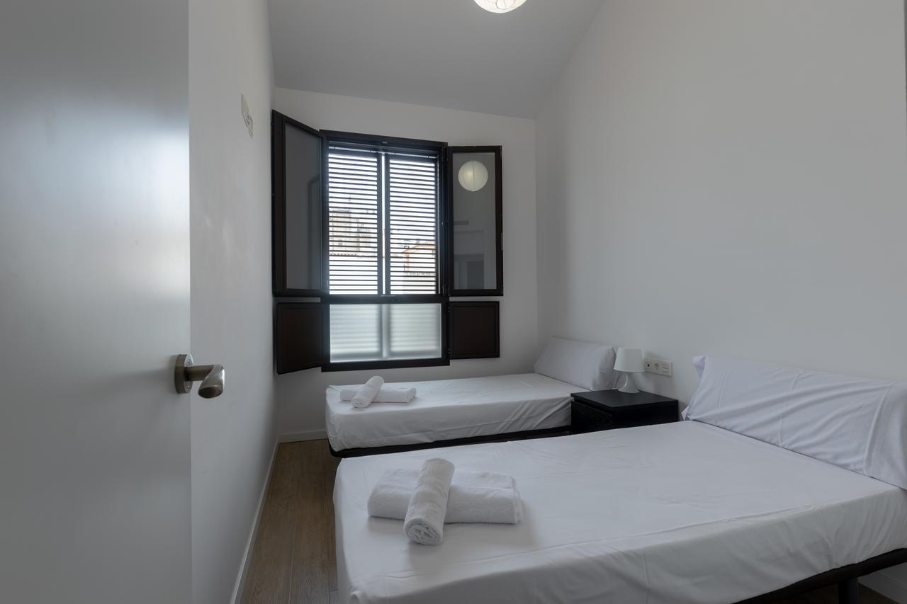 Apartments Madrina 瓦伦西亚 外观 照片