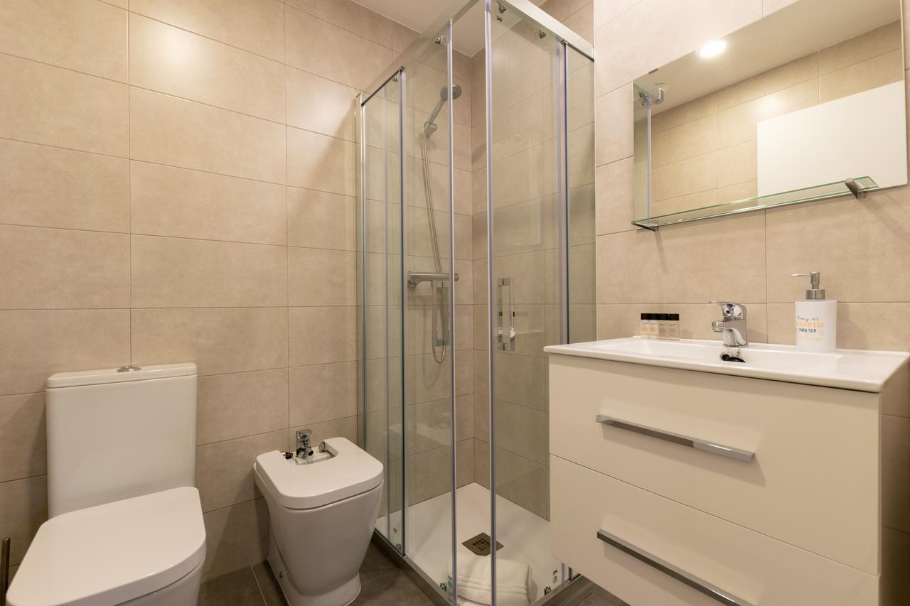 Apartments Madrina 瓦伦西亚 外观 照片