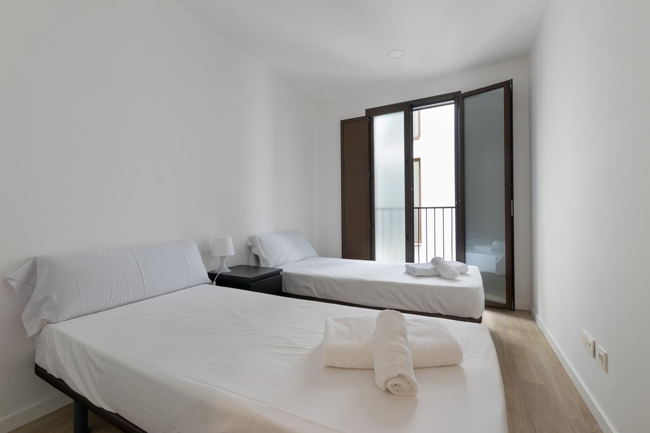 Apartments Madrina 瓦伦西亚 外观 照片