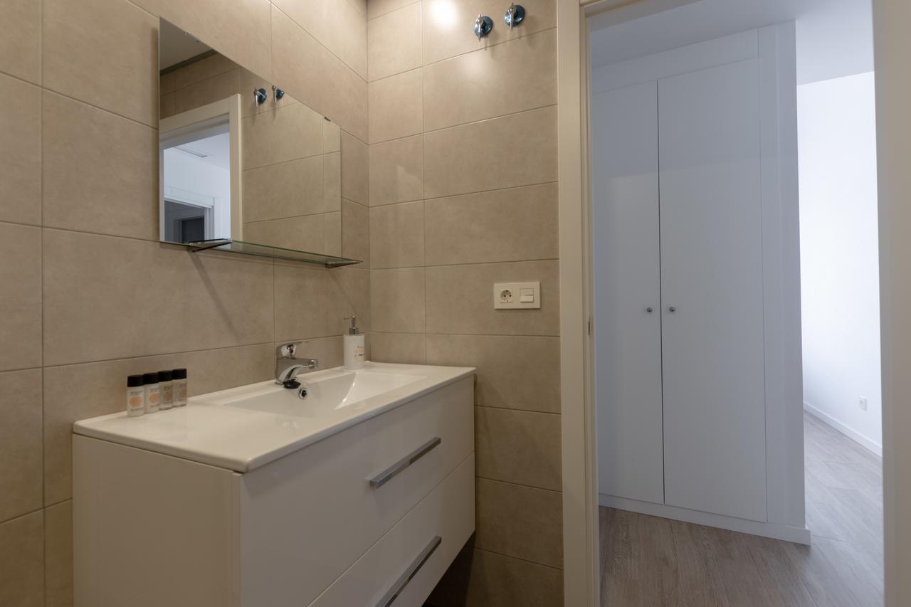 Apartments Madrina 瓦伦西亚 外观 照片