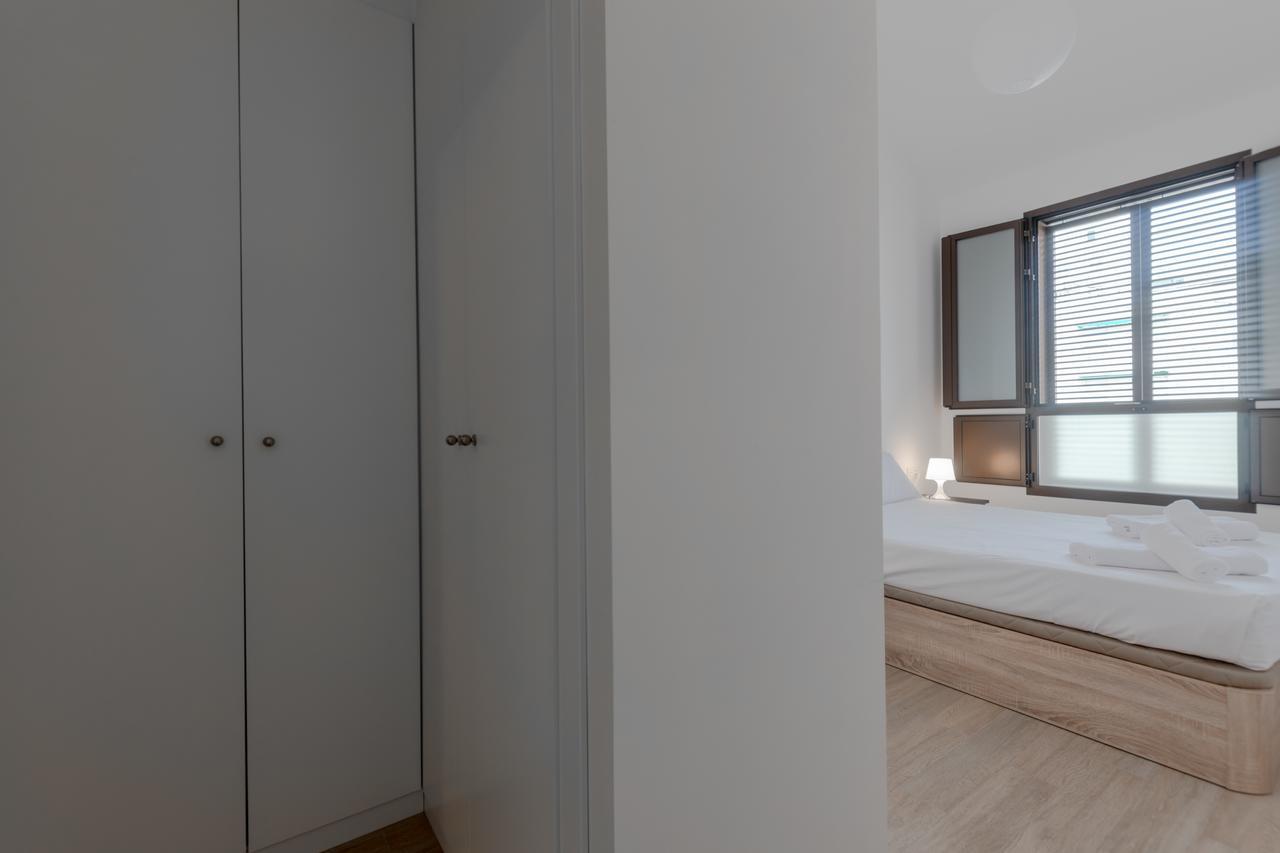 Apartments Madrina 瓦伦西亚 外观 照片